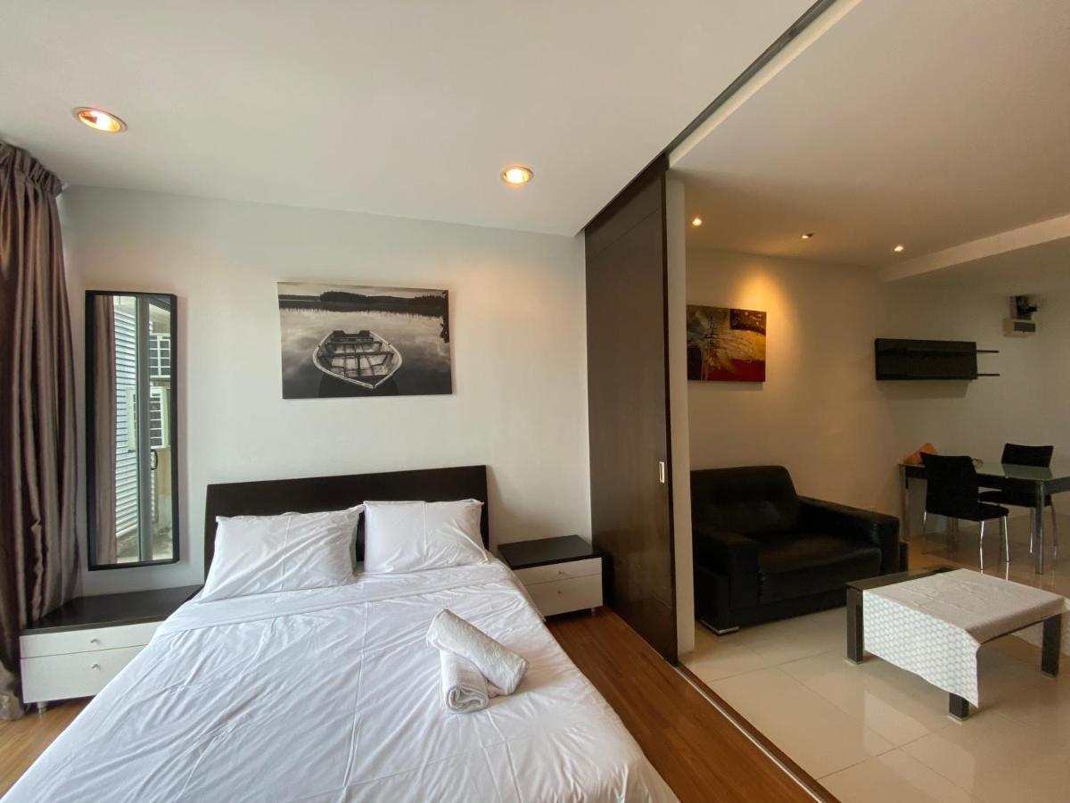 Spacious 3R,2R,Studio 5Min Walk To Time Square,Lalaport, Pool,Gym,Wifi Lägenhet Kuala Lumpur Exteriör bild